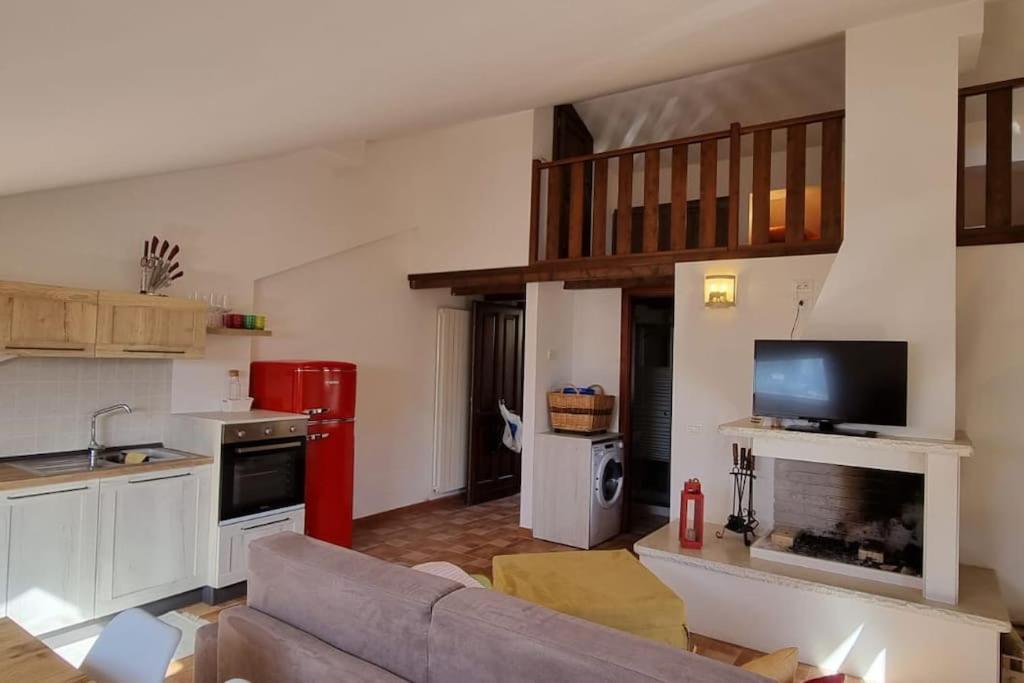 Il Nido Apartment กัสเตลดิซังโกร ภายนอก รูปภาพ